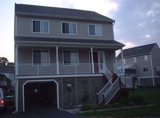 6 Mariners Walk Way, Middle River, MD 21220