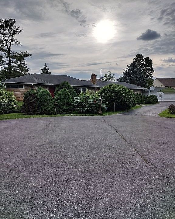 1st image of 2865 Merwin Hill Dr