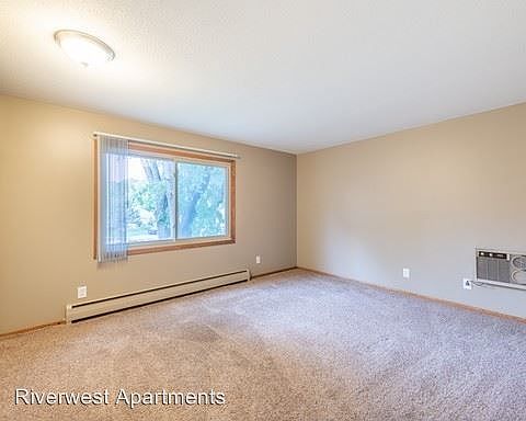 4th image of 1075 Waterloo Ave APT 175F