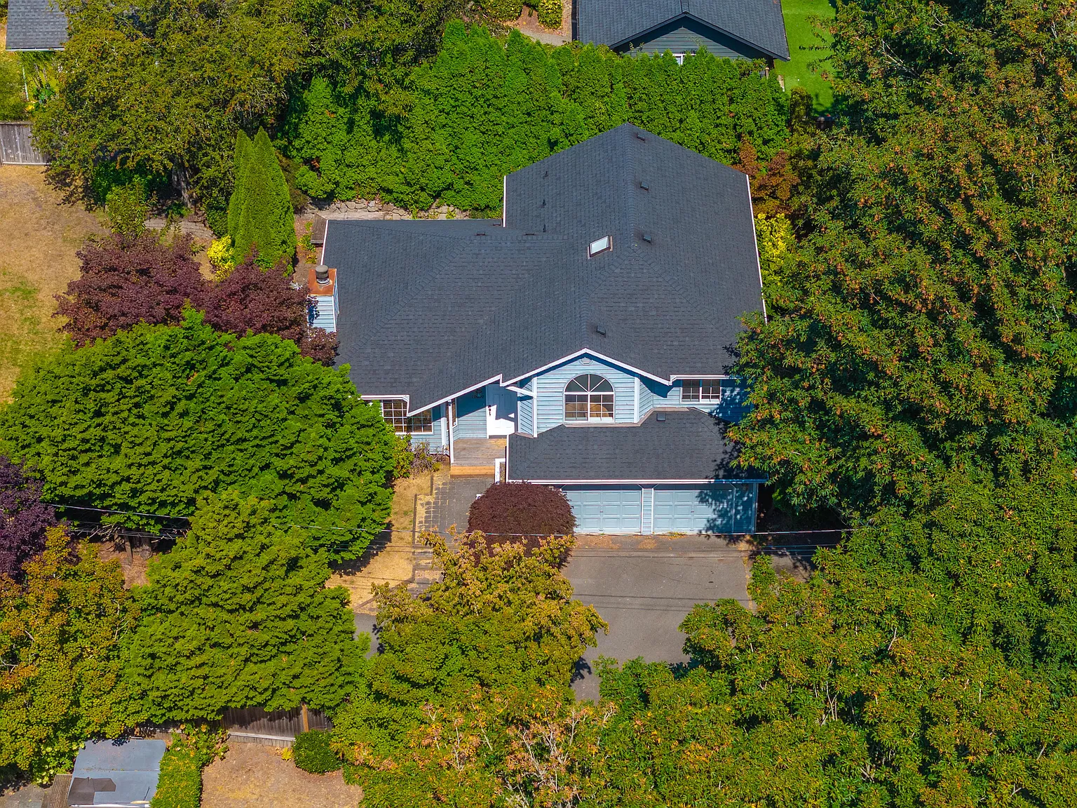 4 bed, 2.5 bath, 1880 sqft, $3,900 — Photo 3