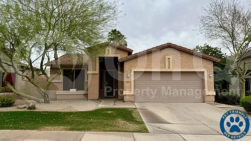 16609 S 16th Dr Photo 1
