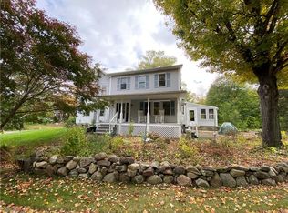5750 Jungle Rd, Newark, NY 14513