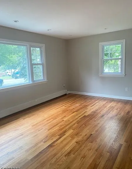 549 Broughton Ave #1 — Photo 5