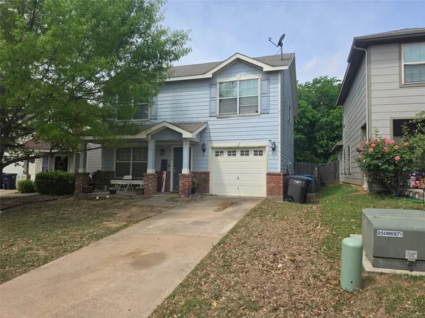 2952 Pima Ln, Fort Worth, TX 76119