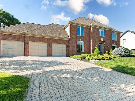 2nd image of 5550 Fawnbrook Ct