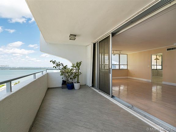 5th image of 11 Island Ave APT 2111