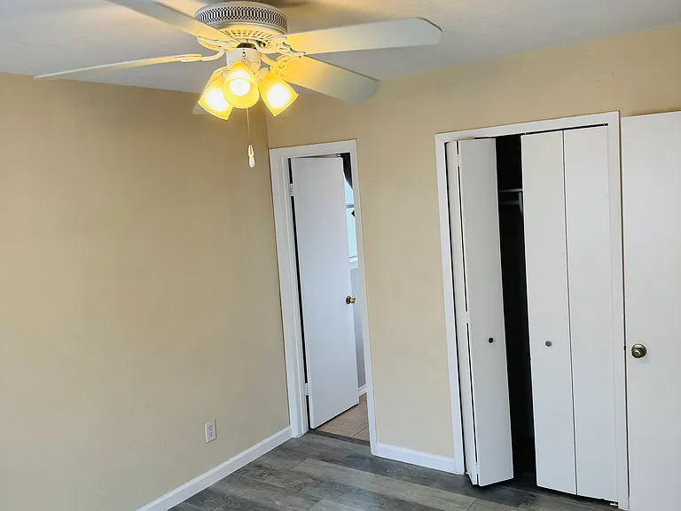 1807 Nantucket Dr — Photo 16