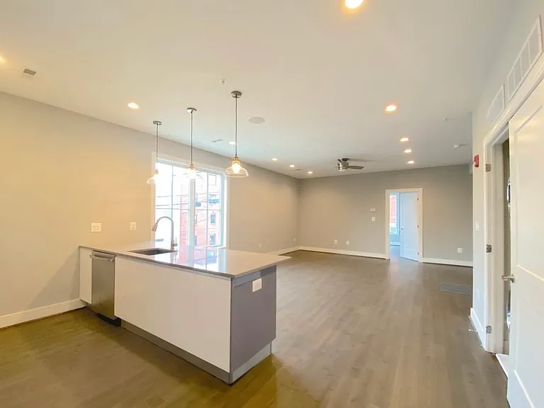 625 Park Rd NW #207 — Photo 3