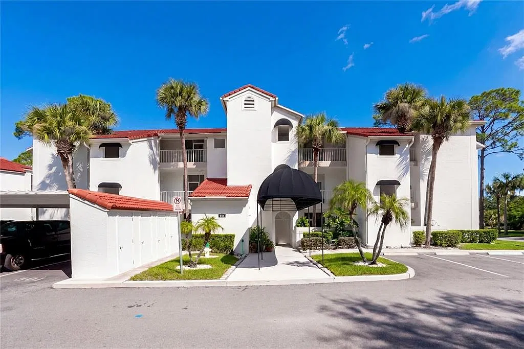 2 bed, 2.0 bath, 1163 sqft, $2,900 — Photo 1
