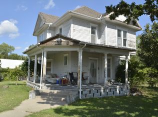 319 1st St, Gridley, KS 66852