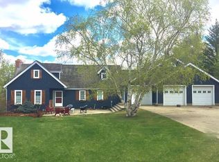 13 Grandview Cres, Sturgeon County, AB T8T 1X7