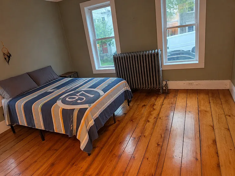 53 Cabot St — Photo 4