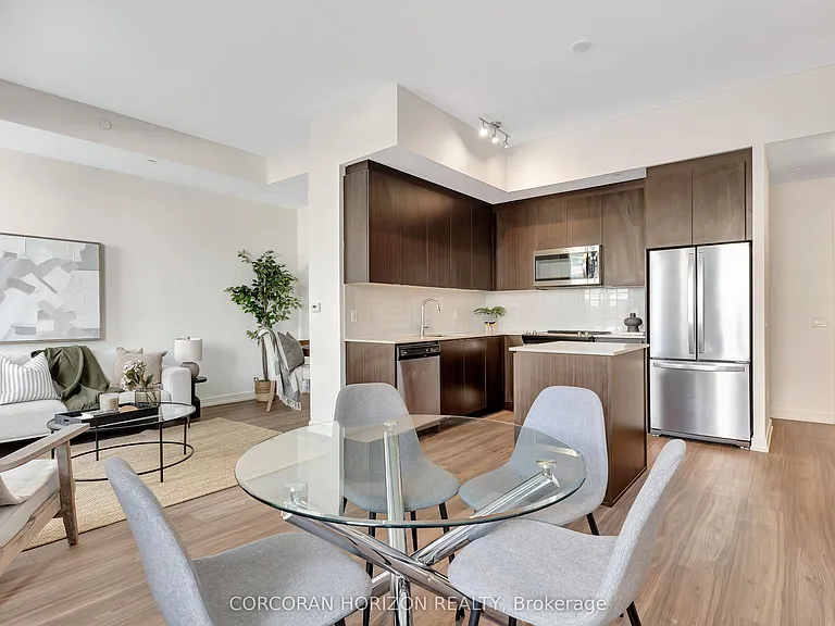 55 Duke St W #509 — Photo 1