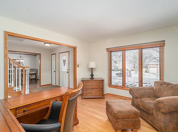 5th image of 24141 Cabernet Ln