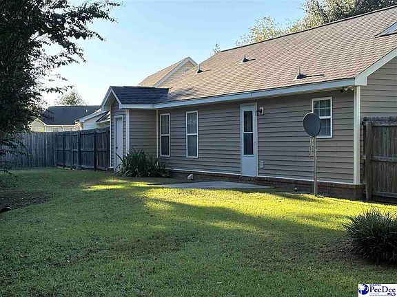 3rd image of 2147 Kentwood Dr