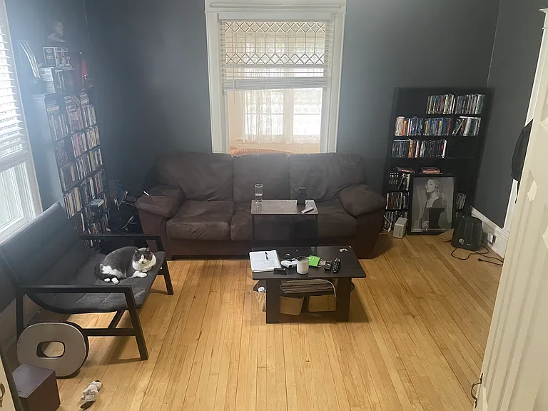 1403 Washington St NE #1 — Photo 6