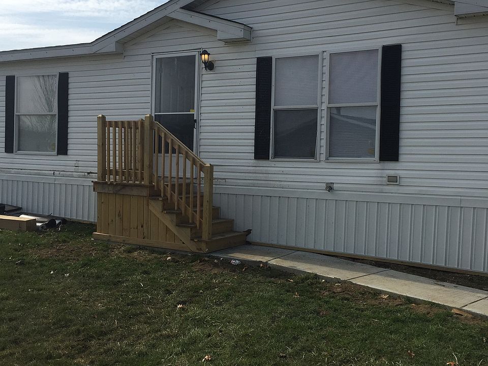 1st image of 8304 Whitehorn Ln