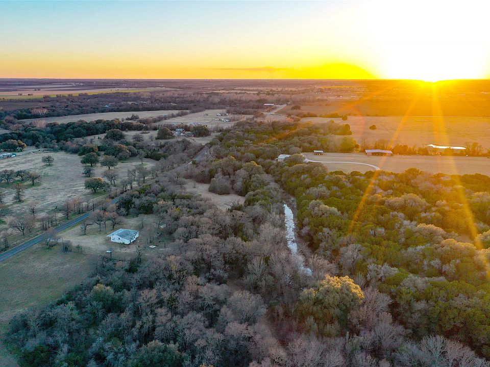 3697 N Rock Creek Loop, Waco, TX 76708 | Zillow