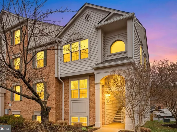 2800 Emma Lee St APT 101, Falls Church, VA 22042