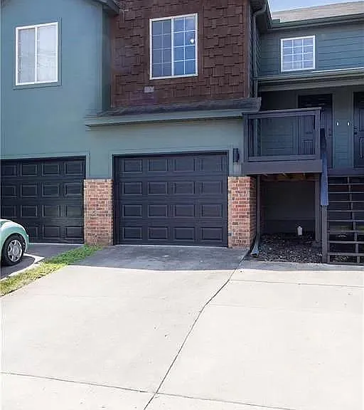 774 W Breeze Cv — Photo 3