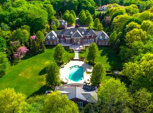 1 Bel Air Ct, Upper Brookville, NY 11771