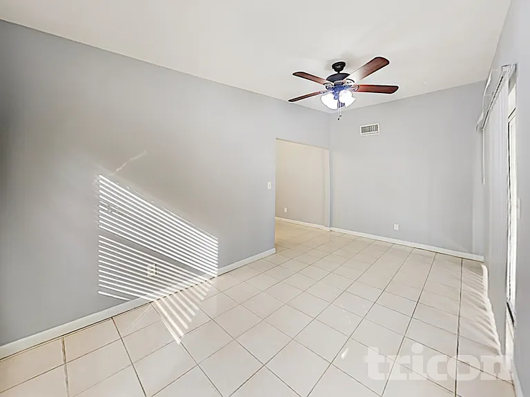 912 Neuse Ave — Photo 5