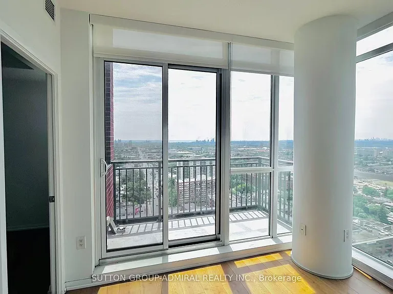 830 Lawrence Ave W #2911 — Photo 21