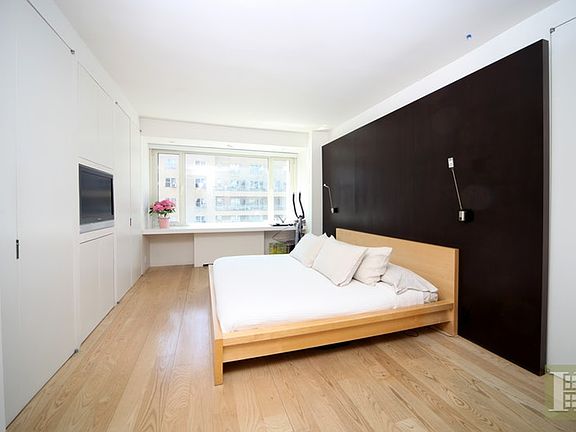 4th image of 303 E 57th St APT 14B