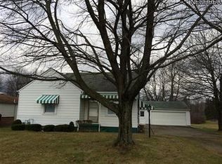 4335 Crews Hood Rd SE, Girard, OH 44420