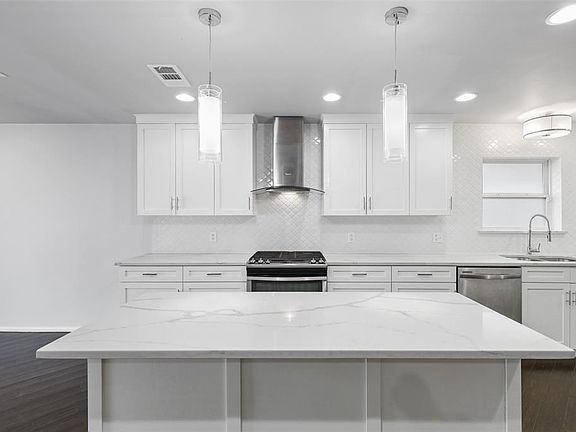 2nd image of 3053 Ponder Dr