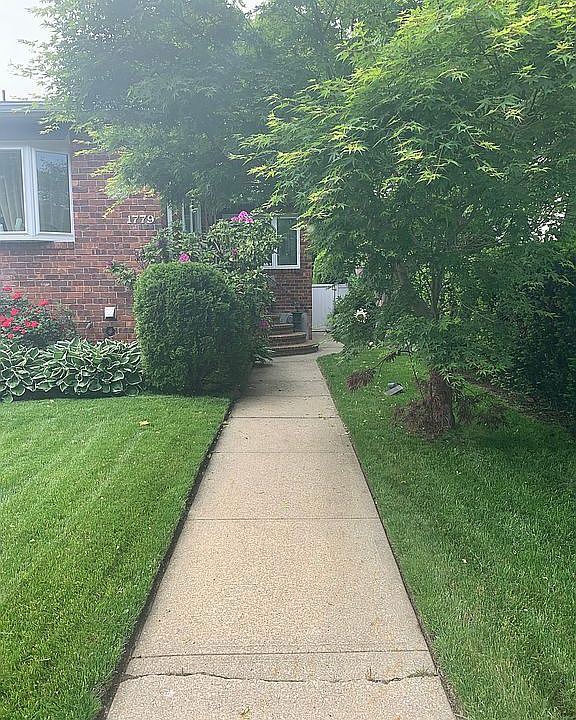 2nd image of 1779 Grant Ave