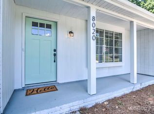 8020 Ivy Hollow Dr, Charlotte, NC 28227