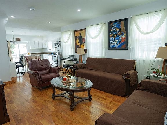 5th image of 80 Collins St