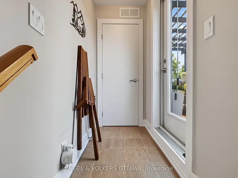 144 Evelyn Ave — Photo 9