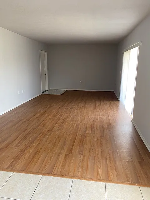 3 bed, 1296 sqft, $1,800 — Photo 3