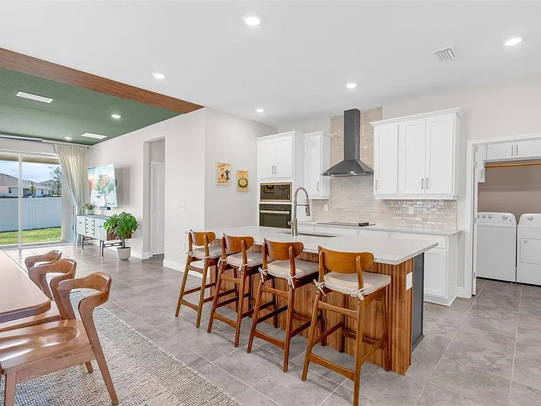 2019 Sunshine Peak Dr — Photo 7