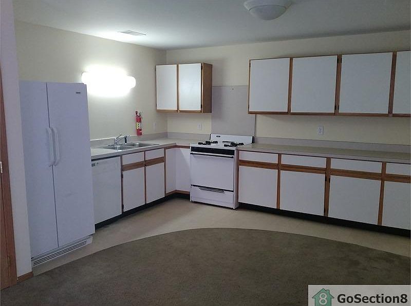 1st image of 2735 Silent Wood Trl APT 5