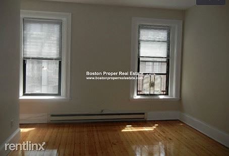226 Newbury #32 Boston - Back Bay Unit Photo 9