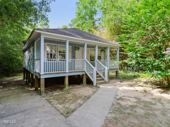 9726 Limu Pl, Diamondhead, MS 39525