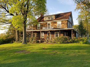 190 Pike Run Dr, Jones Mills, PA 15646