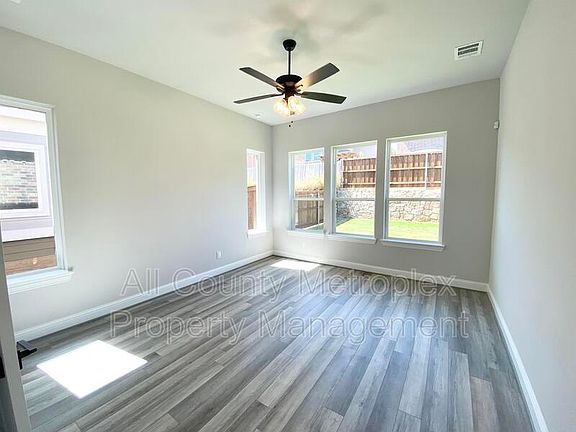 5th image of 14125 Winter Hill Dr