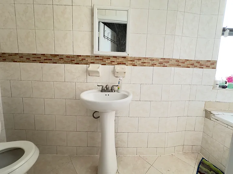 20 Covert St #4L — Photo 10