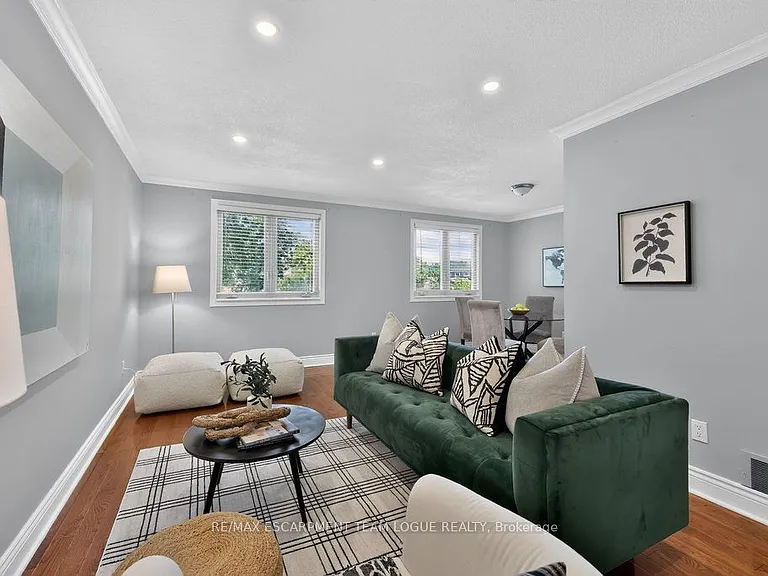 1444 Paddington Ct — Photo 7