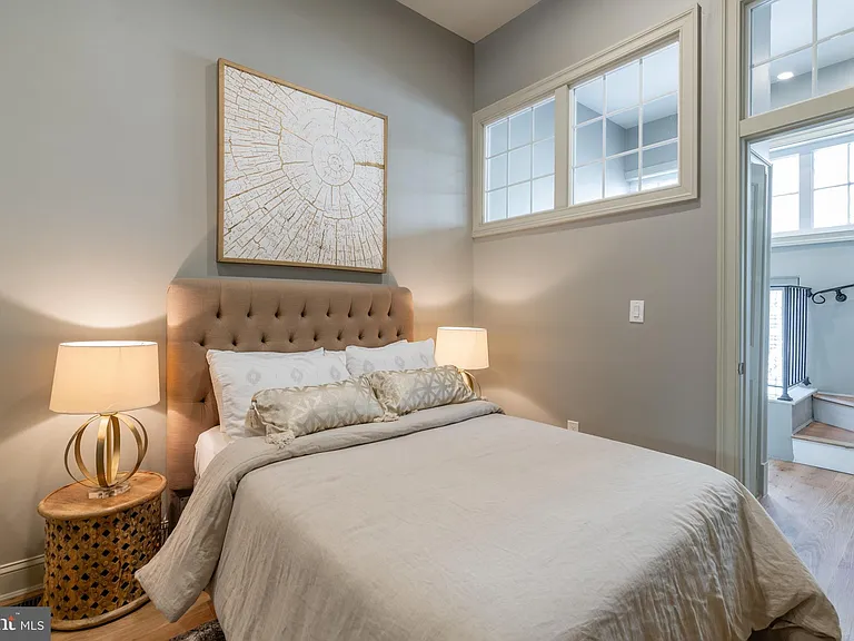 2100 Newport Pl NW #2 — Photo 9