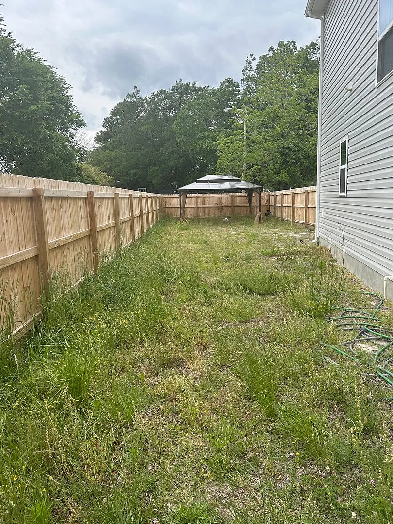 1103 Peartreee Road — Photo 2
