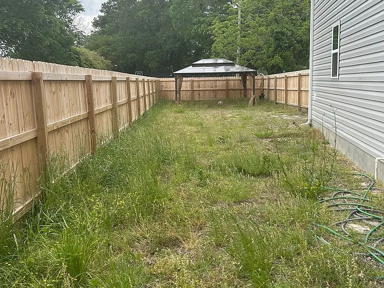 1103 Peartree Rd — Photo 2