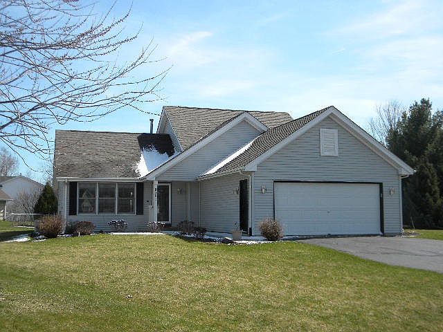 1st image of 8301 Forest Ln