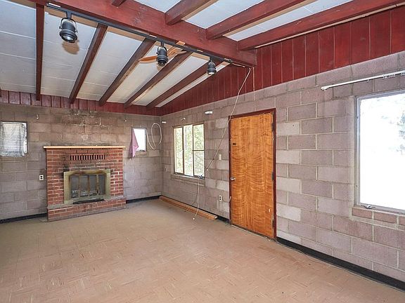 5th image of 12043 Bartlett Ave