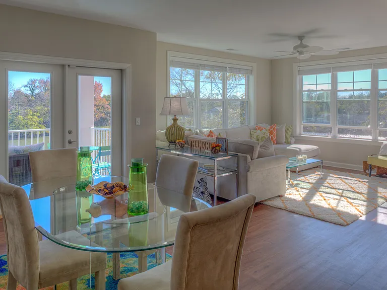 Covepointe at the Landings — Photo 12