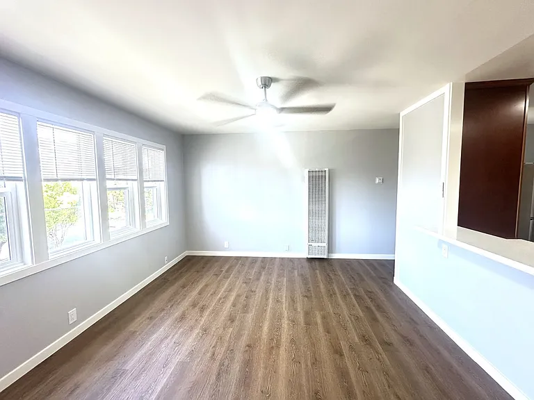 2500 Dana St — Photo 66